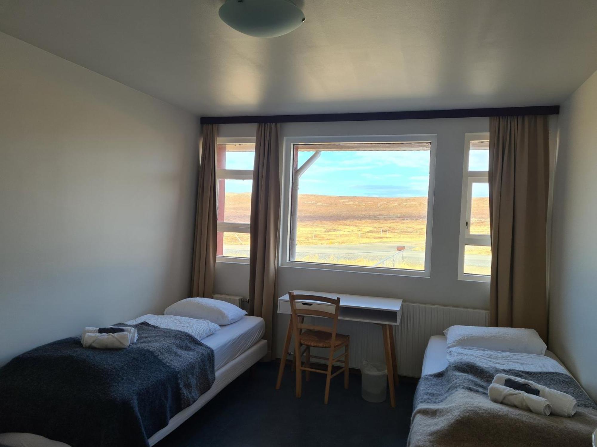 Hotel Hvitserkur 크밤스타웅기 외부 사진